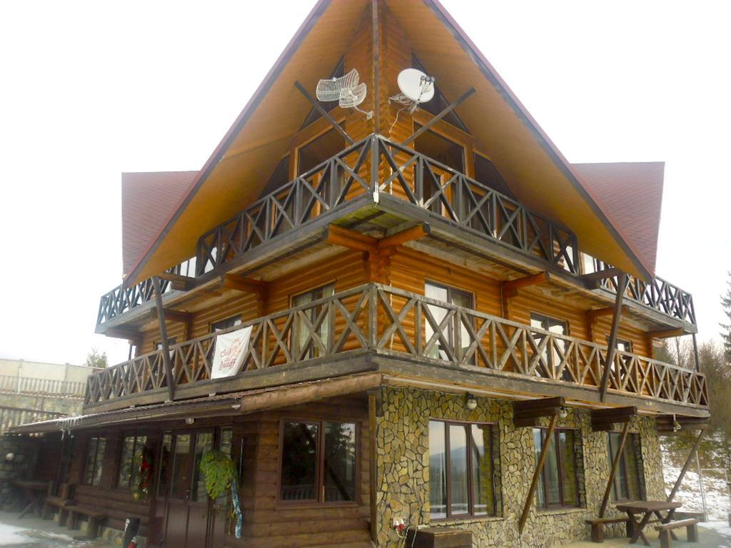 Casa Del Pozitiff Hotel Slavske Exterior foto